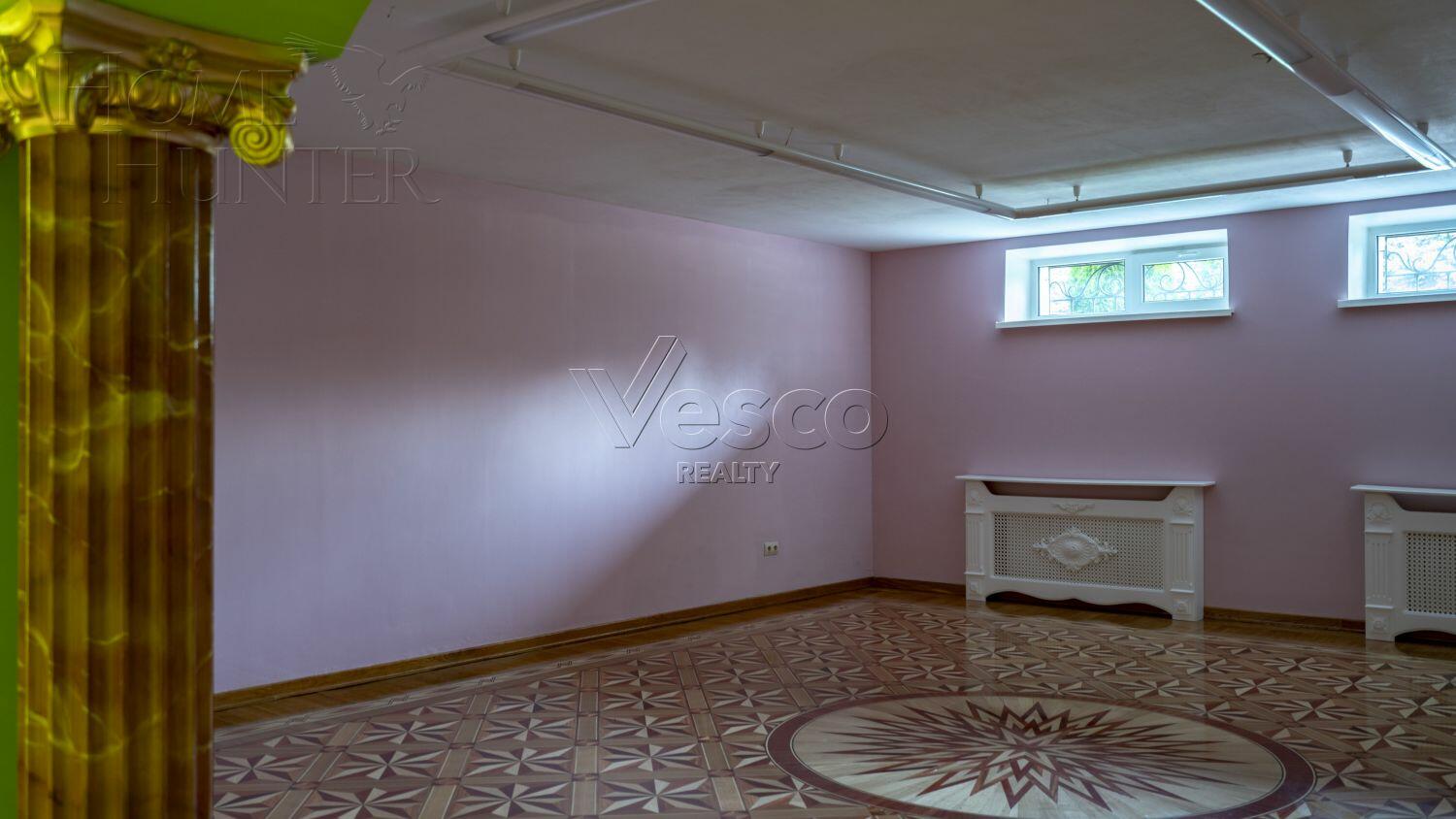 2-этажный коттедж 750 м² с отделкой