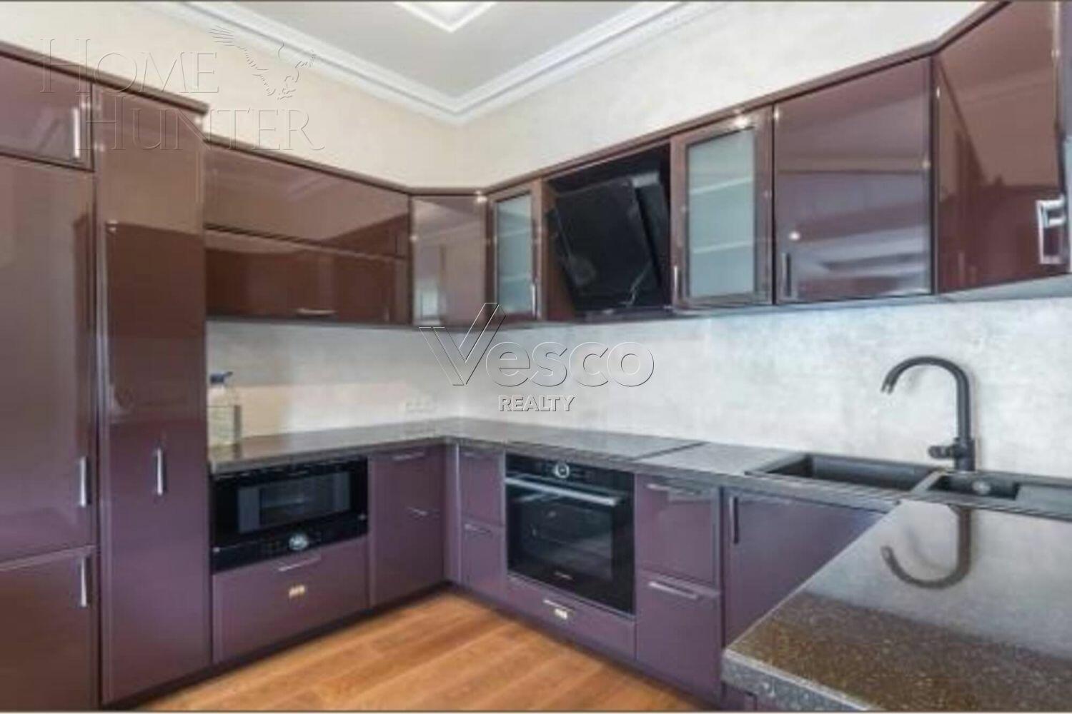 4-КОМН. КВАРТИРА С ОТДЕЛКОЙ 168.3 М² НА 6 ЭТАЖЕ