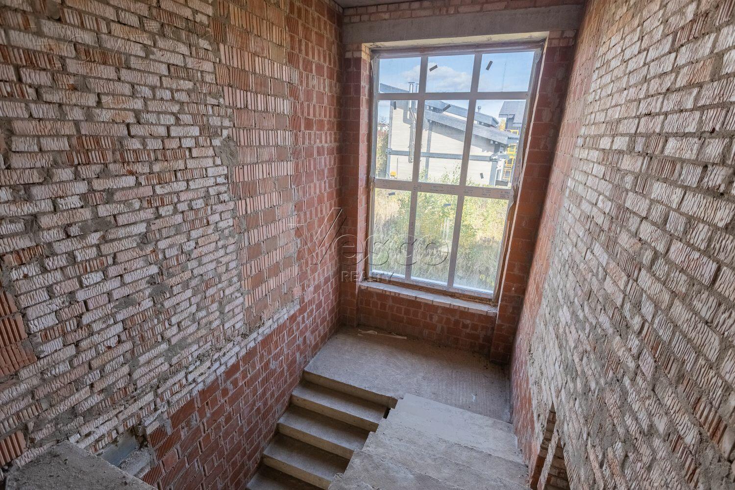 2-этажный коттедж 272 м² без отделки