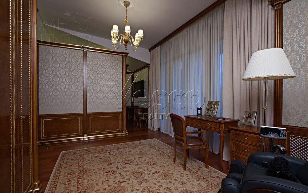 3-этажный таунхаус 286 м² с отделкой