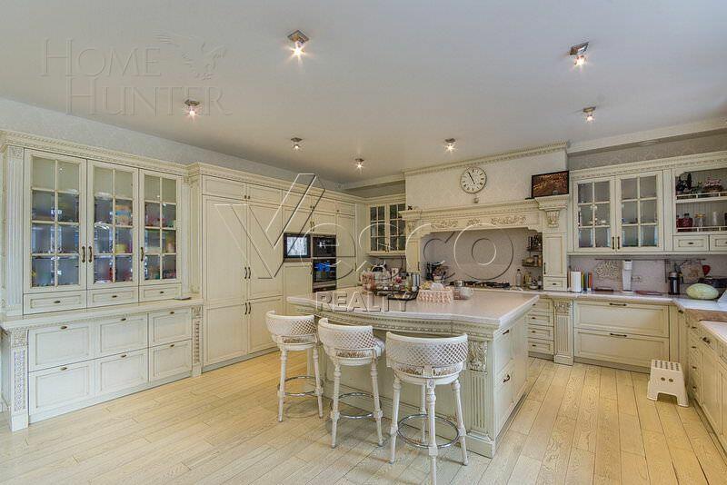 2-этажный коттедж 980 м² с отделкой