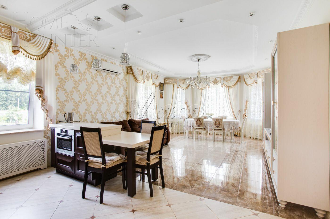 2-этажный коттедж 500 м² с отделкой