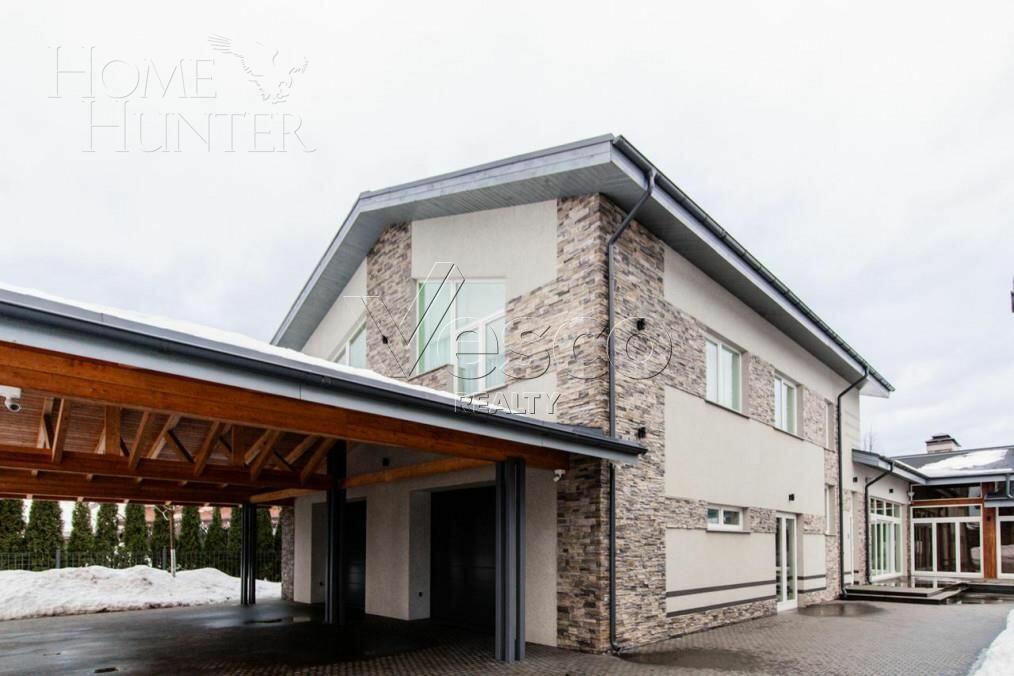 2-этажный коттедж 1 700 м² без отделки