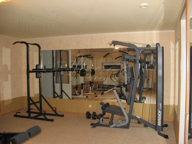 3-этажный коттедж 1 200 м² с отделкой