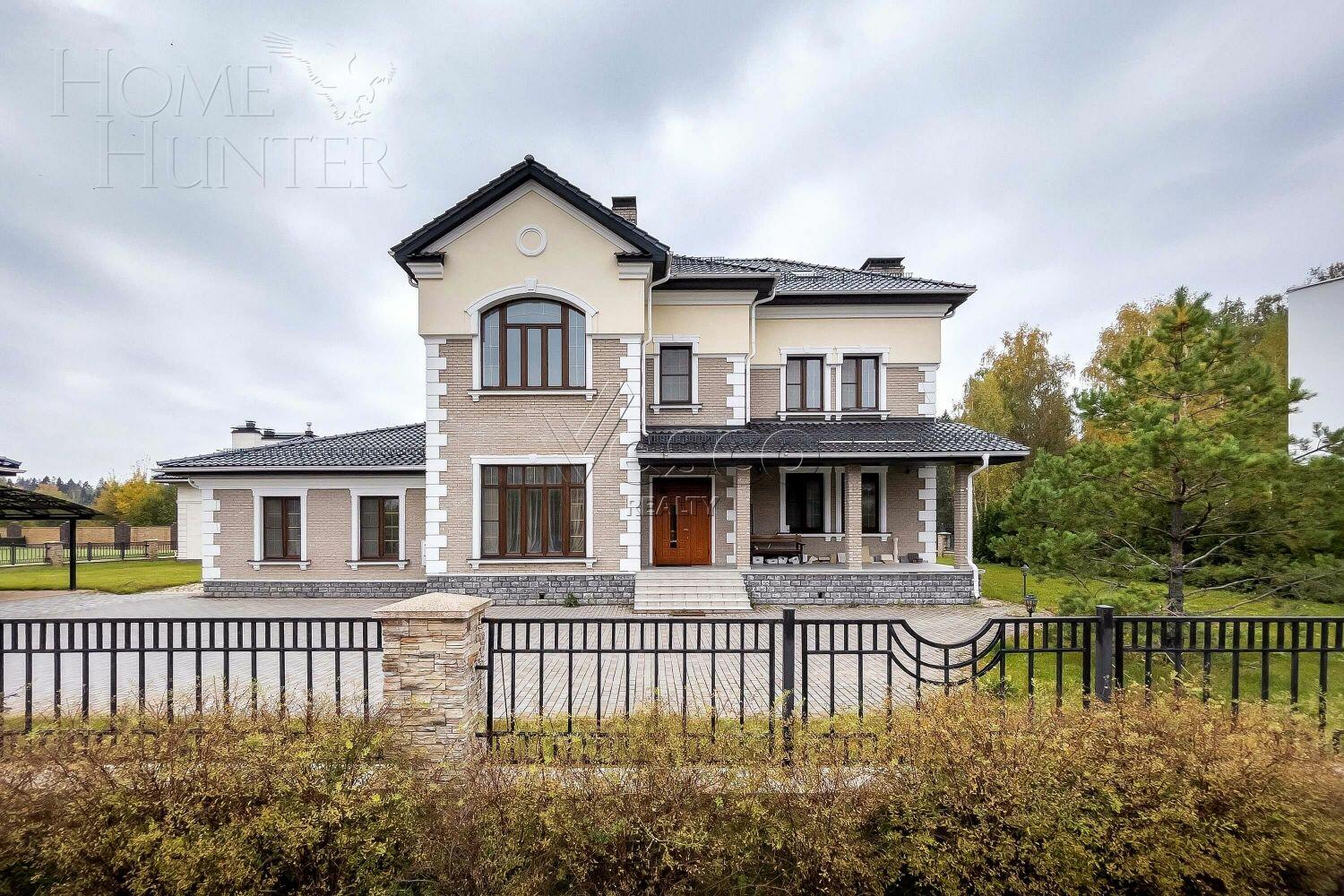 2-этажный коттедж 1 000 м² с отделкой