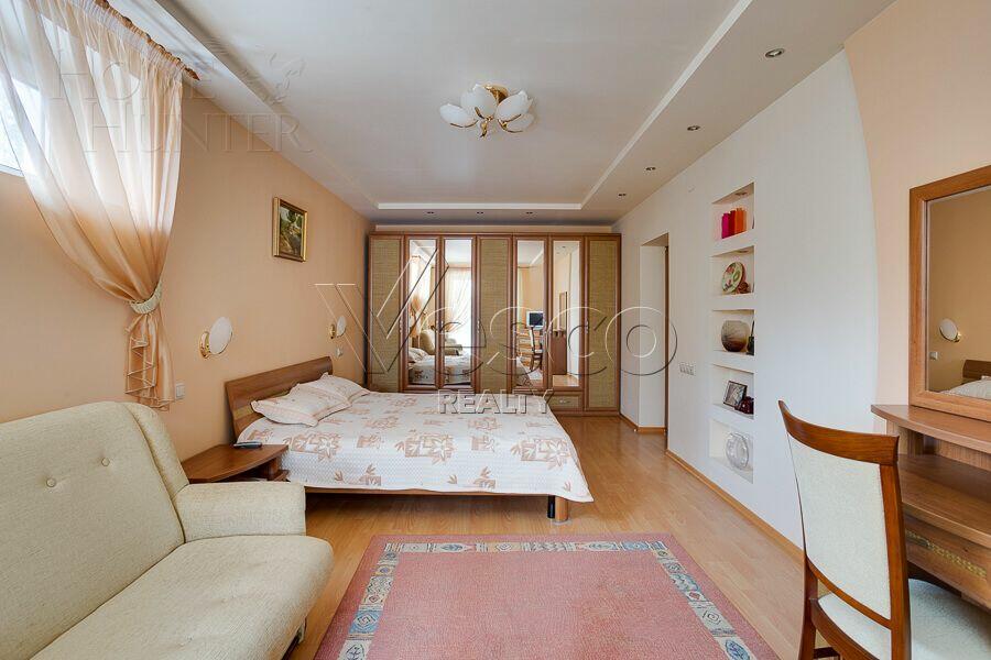 2-этажный коттедж 678 м² с отделкой