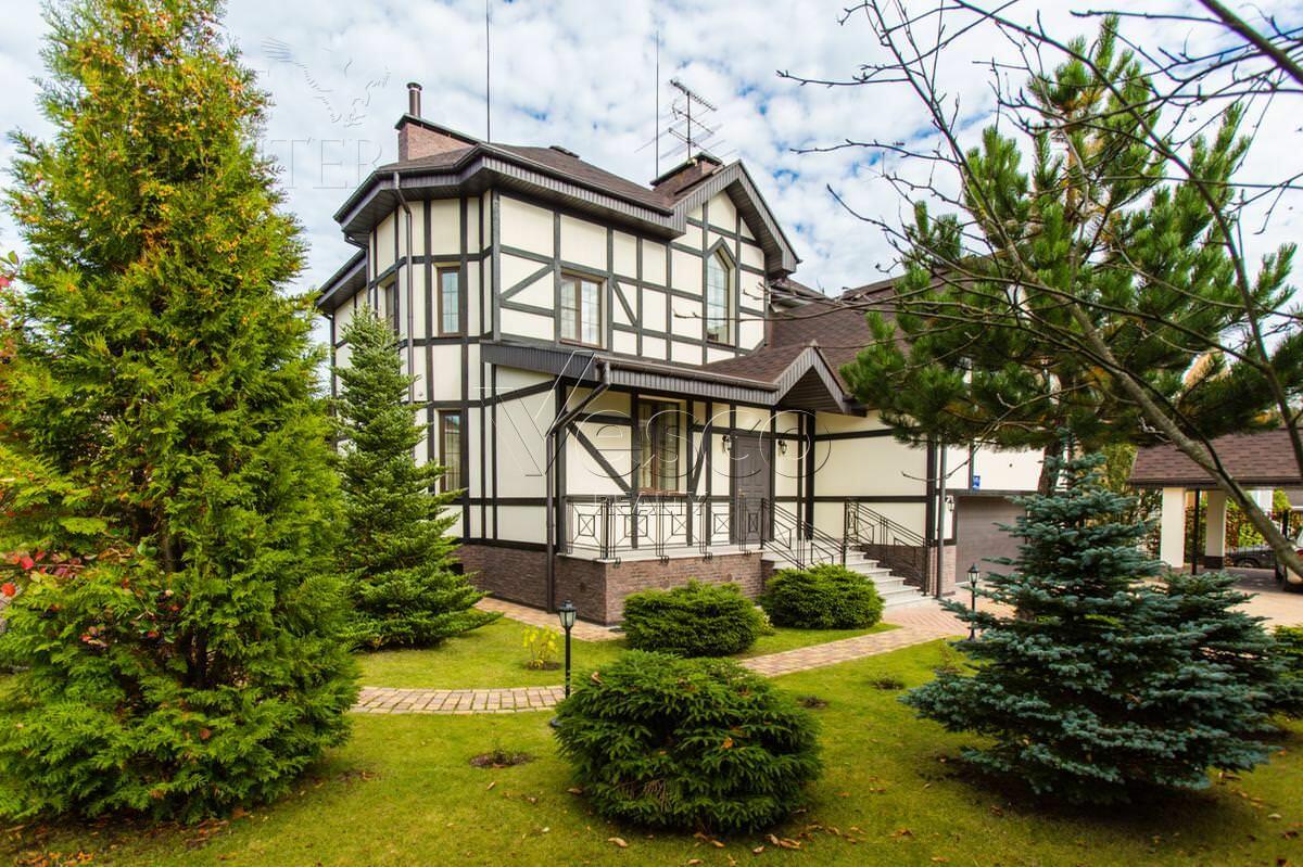 2-этажный коттедж 800 м² с отделкой