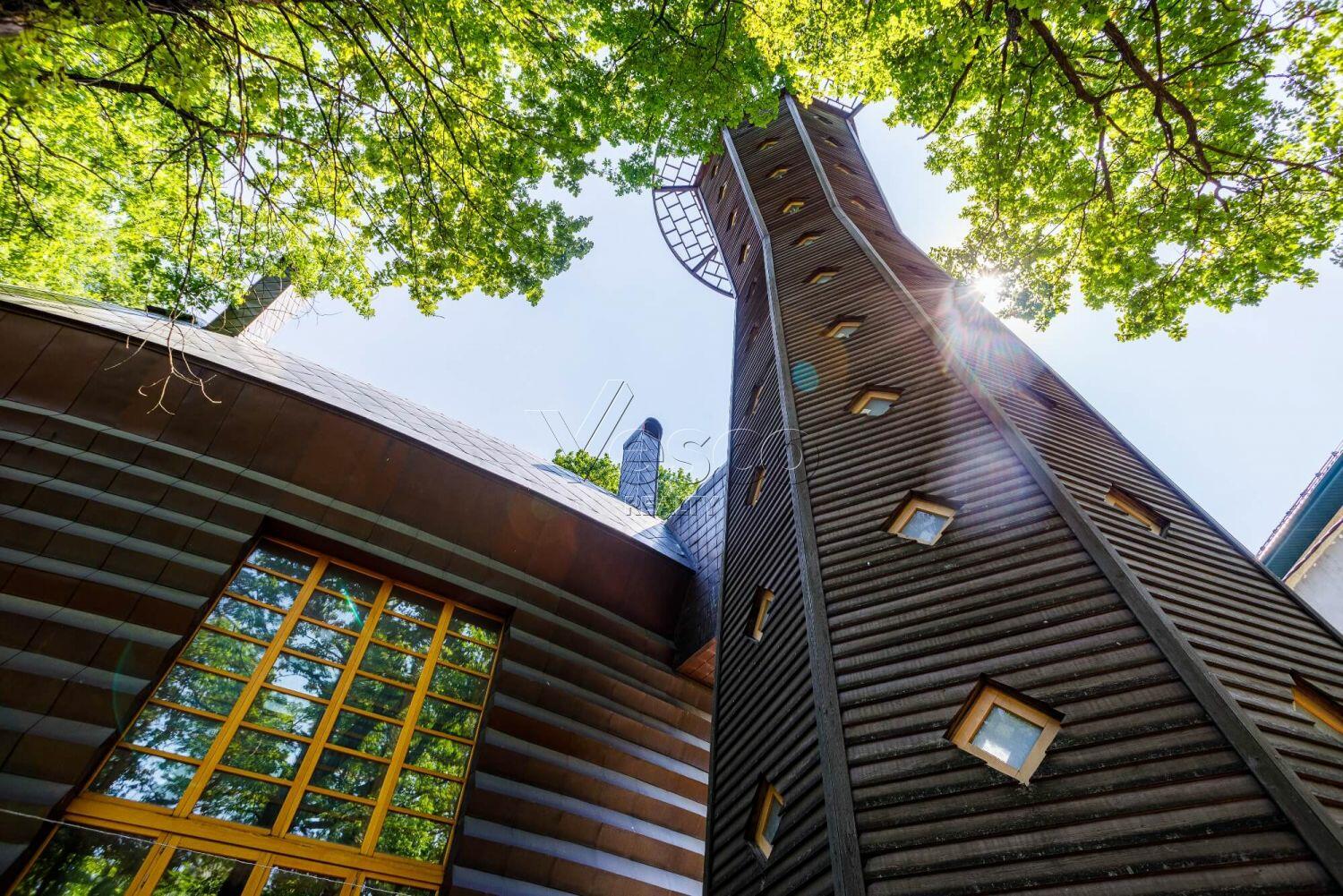 3-этажный коттедж 1 018 м² без отделки