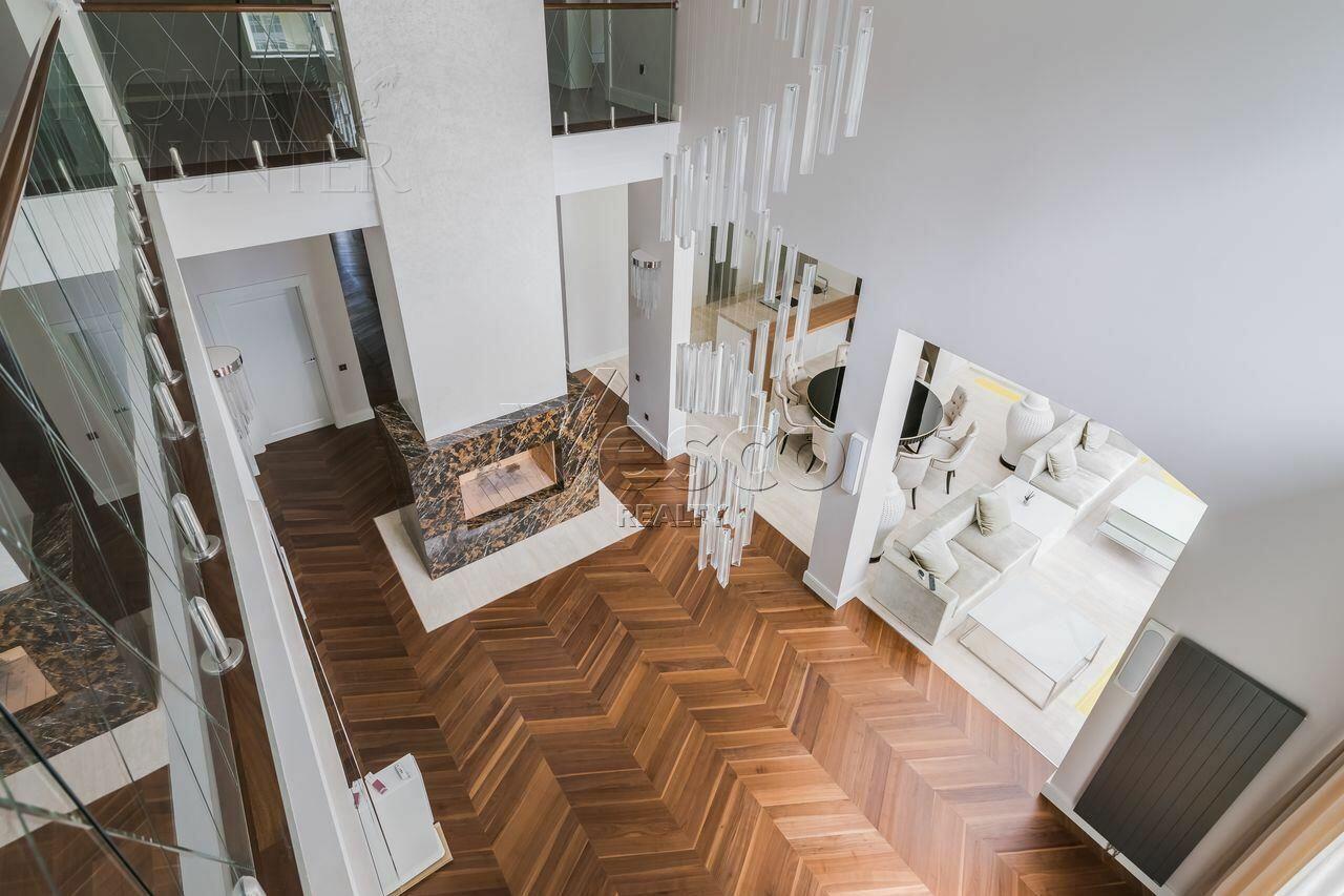 2-этажный коттедж 1 015 м² с отделкой