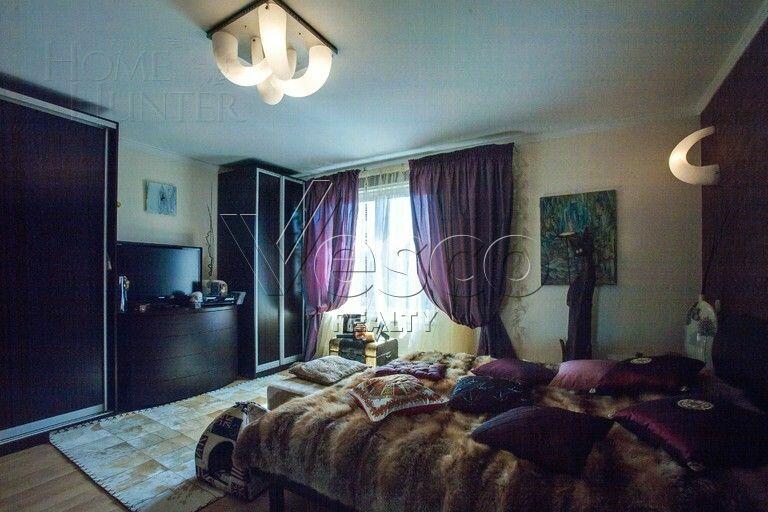 2-этажный коттедж 300 м² с отделкой