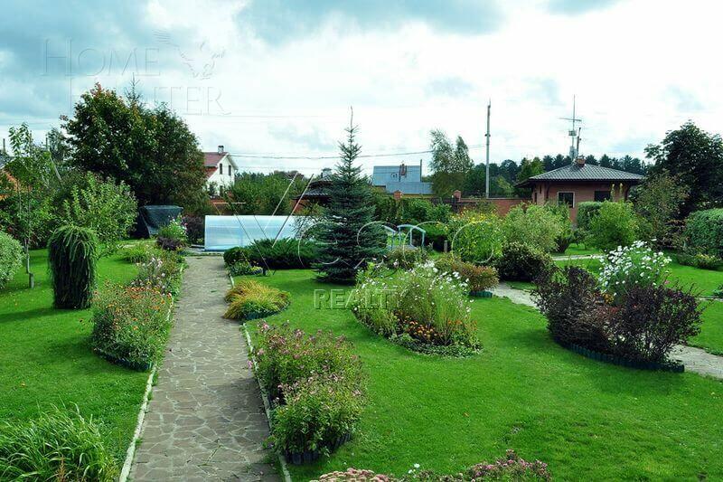 3-этажный коттедж 800 м² с отделкой