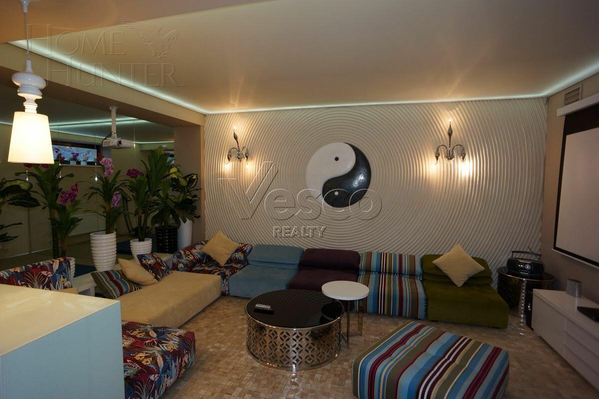 2-этажный коттедж 600 м² с отделкой