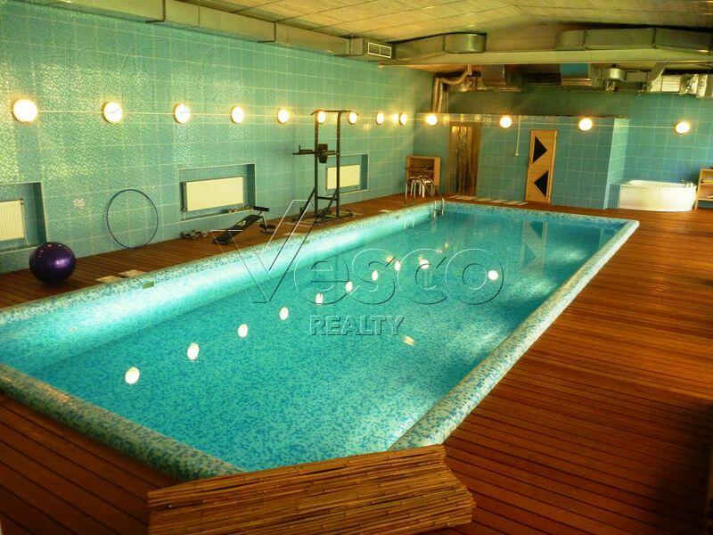 2-этажный коттедж 500 м² с отделкой