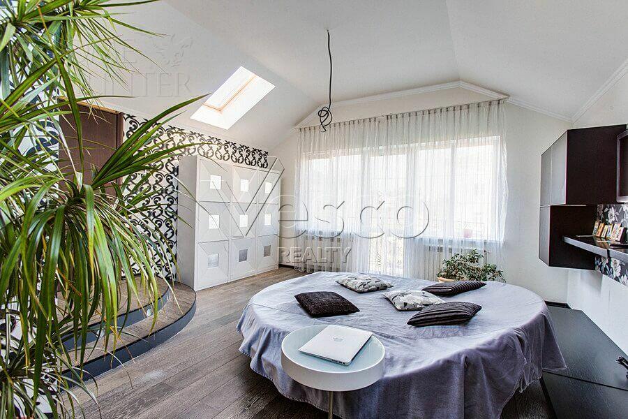 2-этажный коттедж 340 м² с отделкой