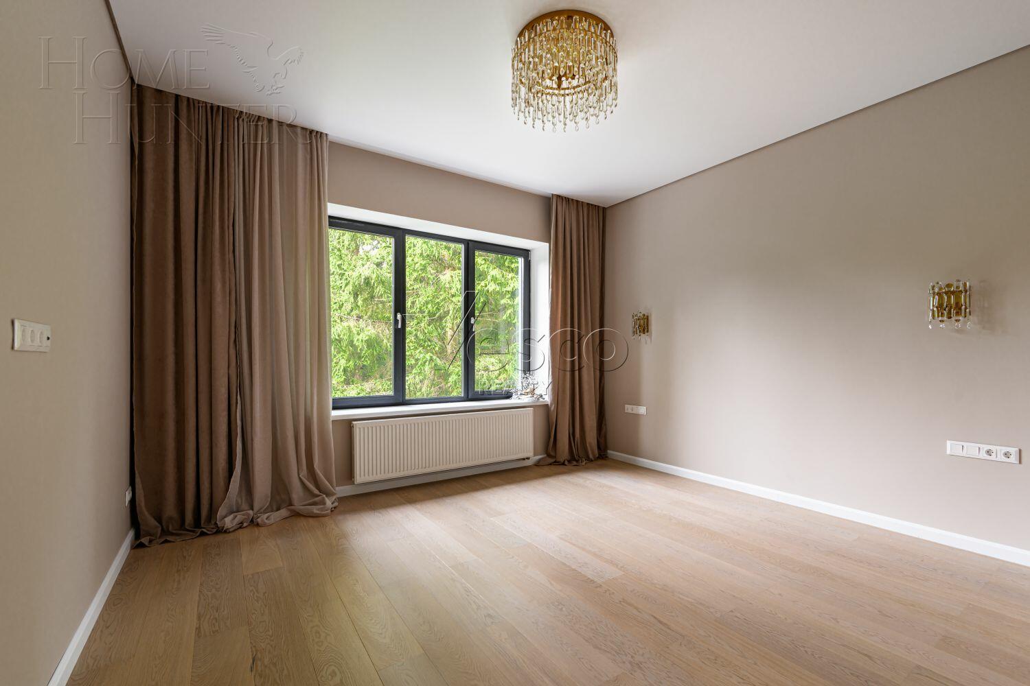 2-этажный коттедж 180 м² с отделкой