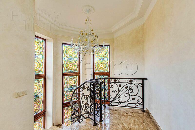 2-этажный коттедж 500 м² с отделкой