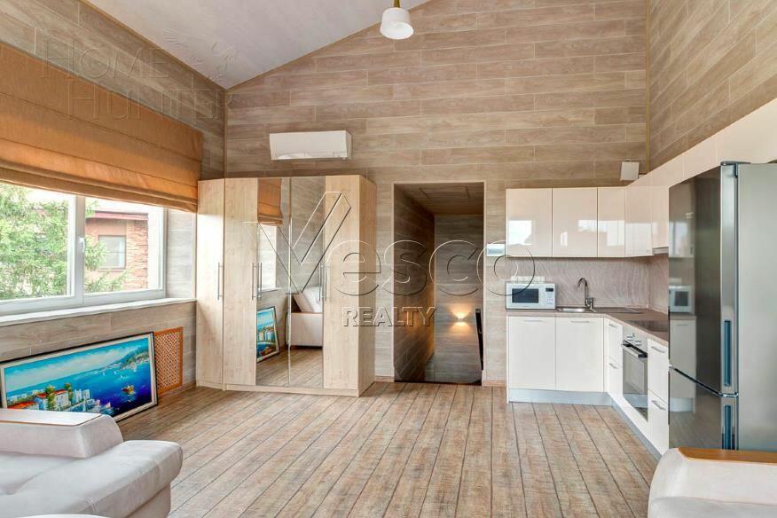 2-этажный коттедж 1 700 м² без отделки