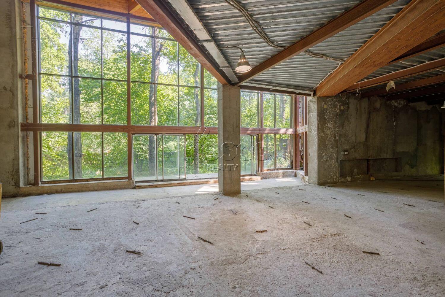 3-этажный коттедж 1 018 м² без отделки