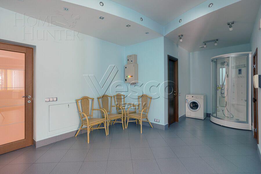 2-этажный коттедж 678 м² с отделкой