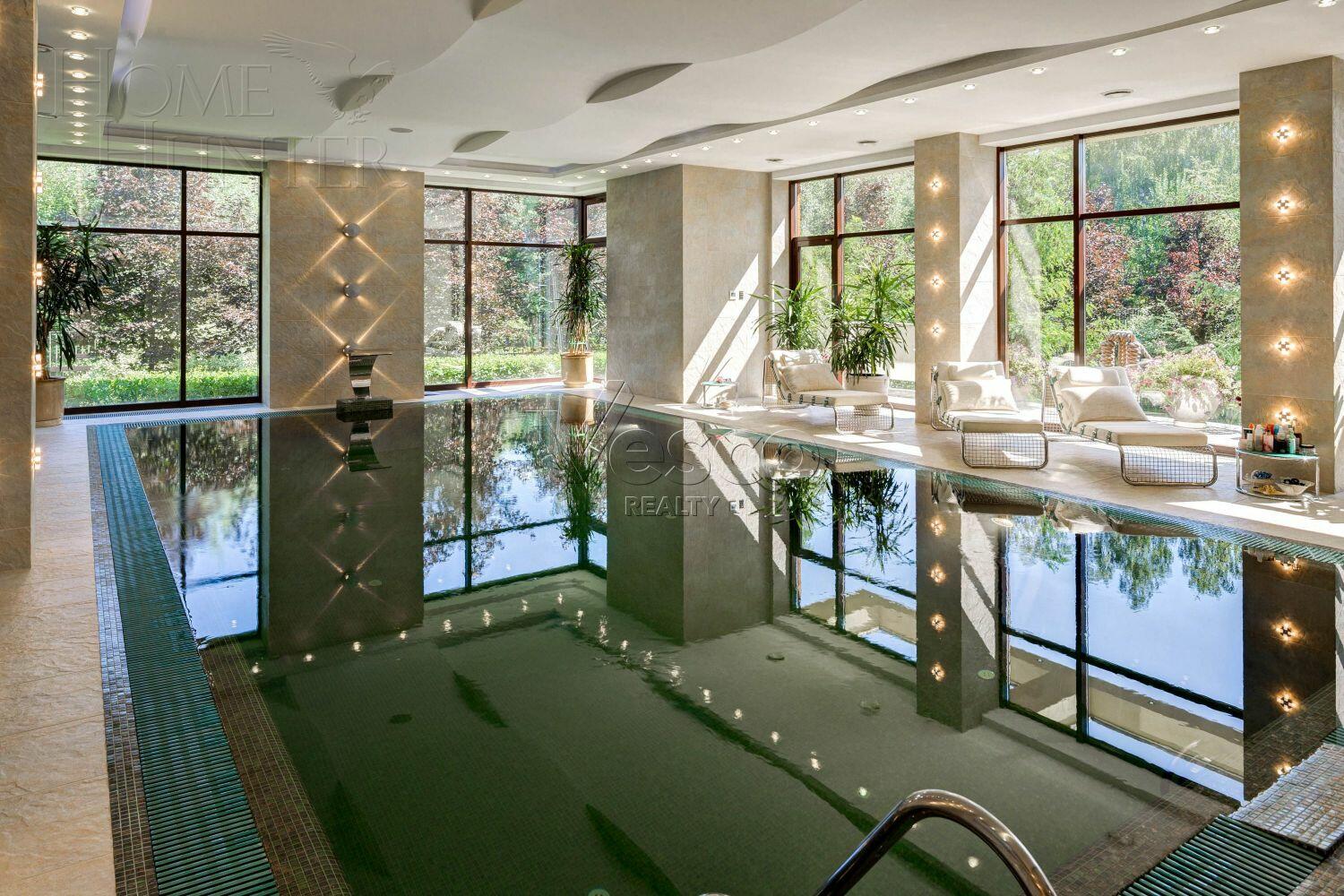 2-этажный коттедж 1 200 м² с отделкой