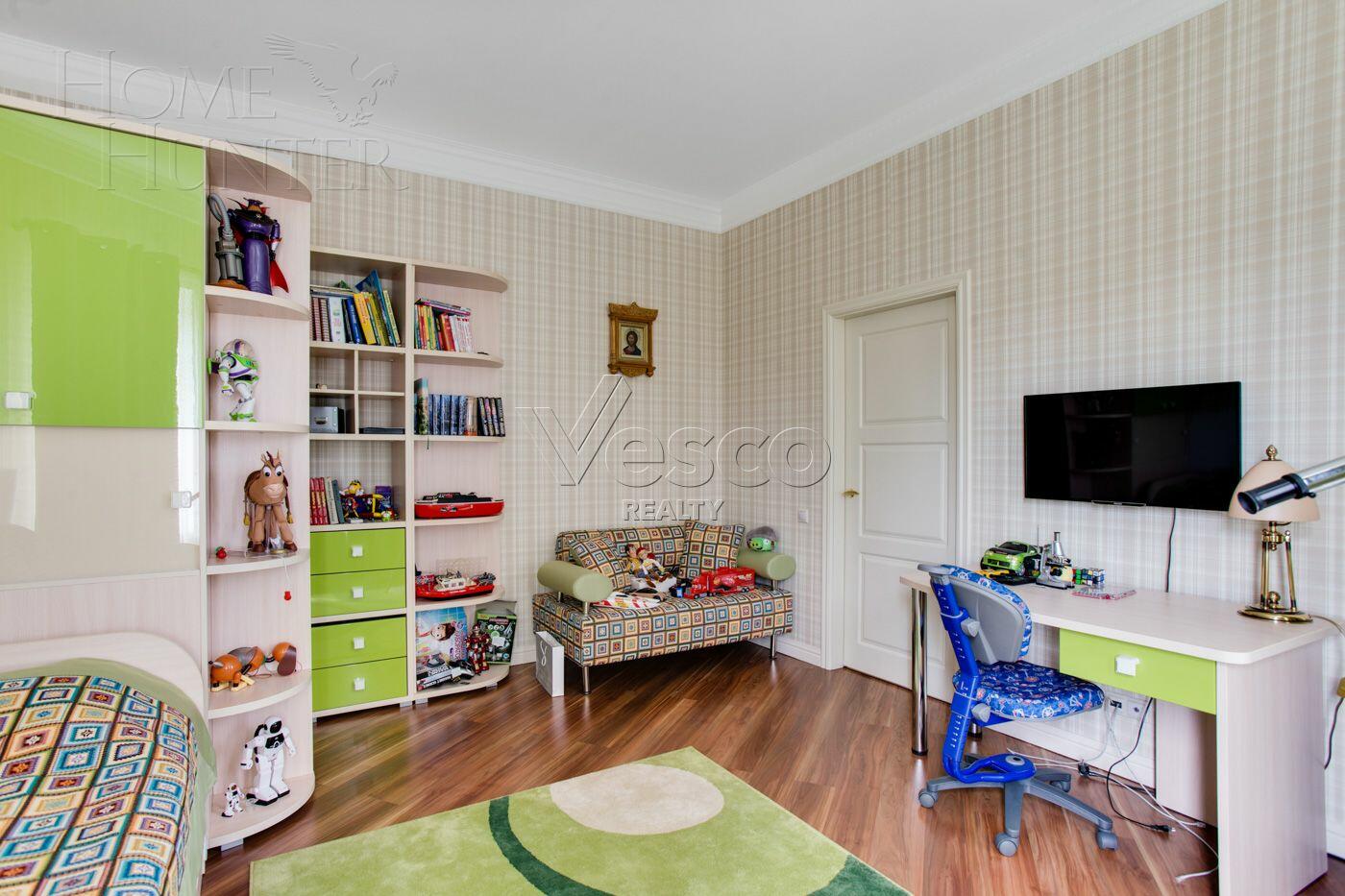 2-этажный коттедж 500 м² с отделкой