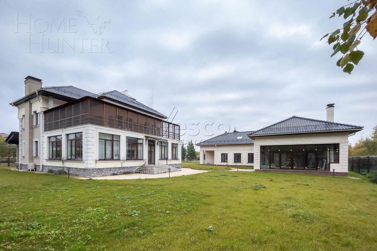 2-этажный коттедж 1 000 м² с отделкой