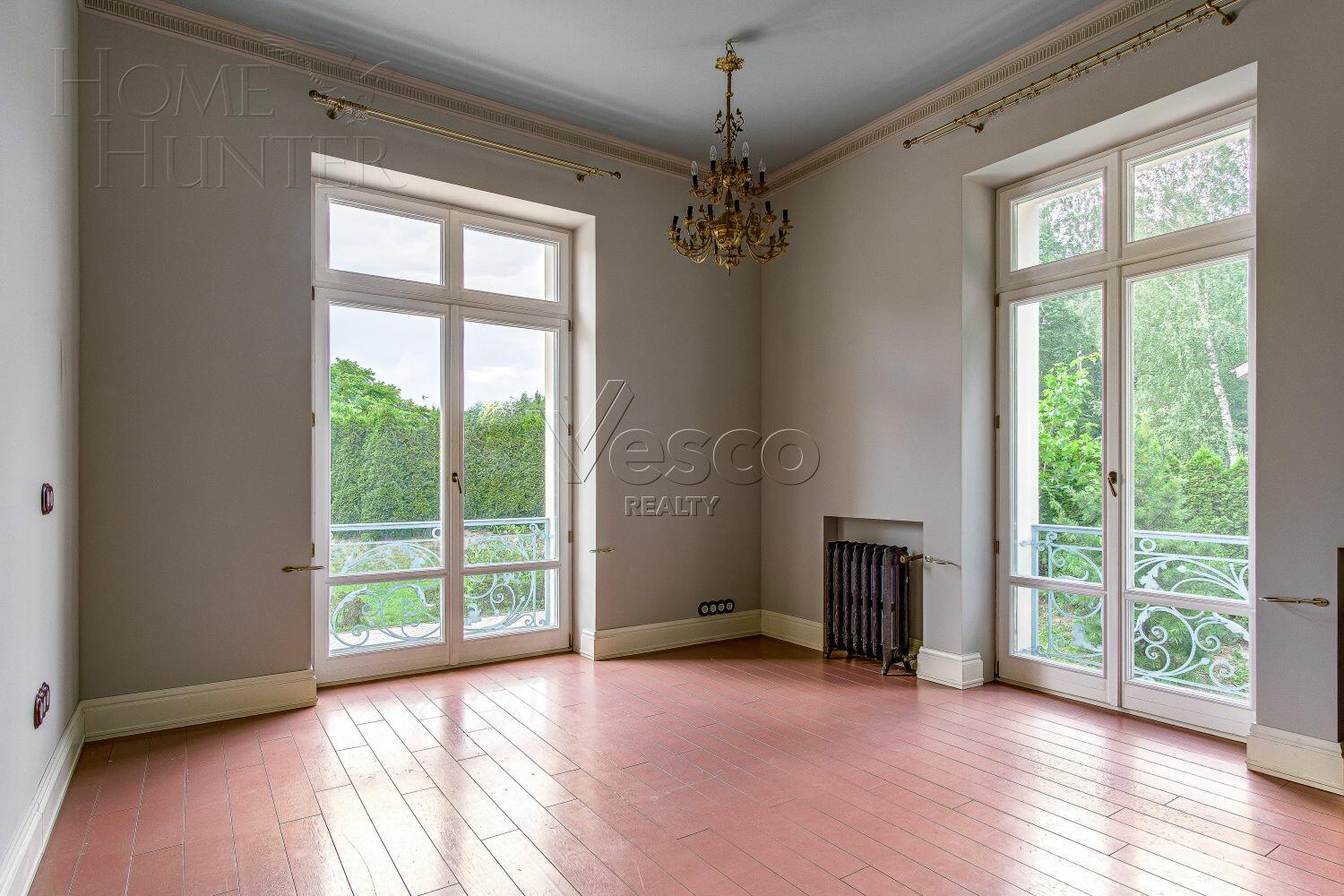 2-этажный коттедж 640 м² с отделкой