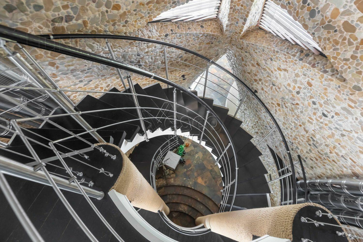 2-этажный коттедж 410 м² с отделкой