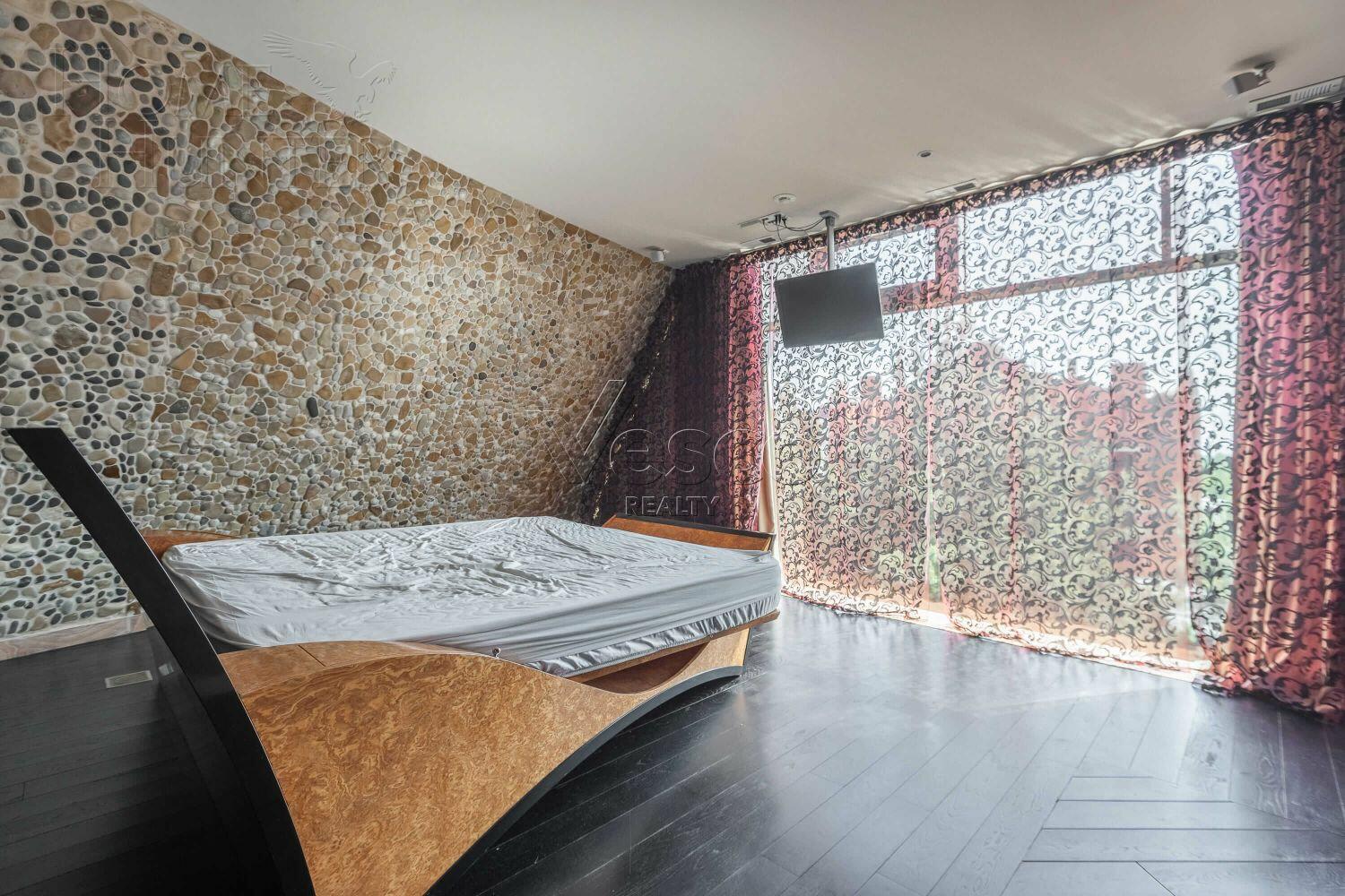 2-этажный коттедж 410 м² с отделкой