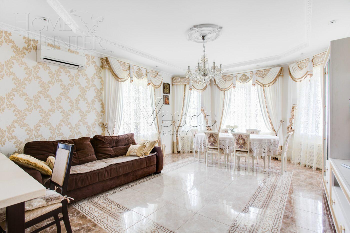 2-этажный коттедж 500 м² с отделкой