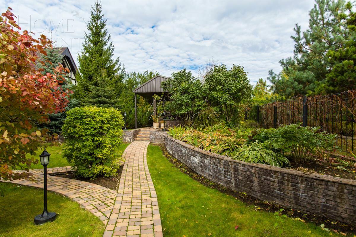 2-этажный коттедж 800 м² с отделкой