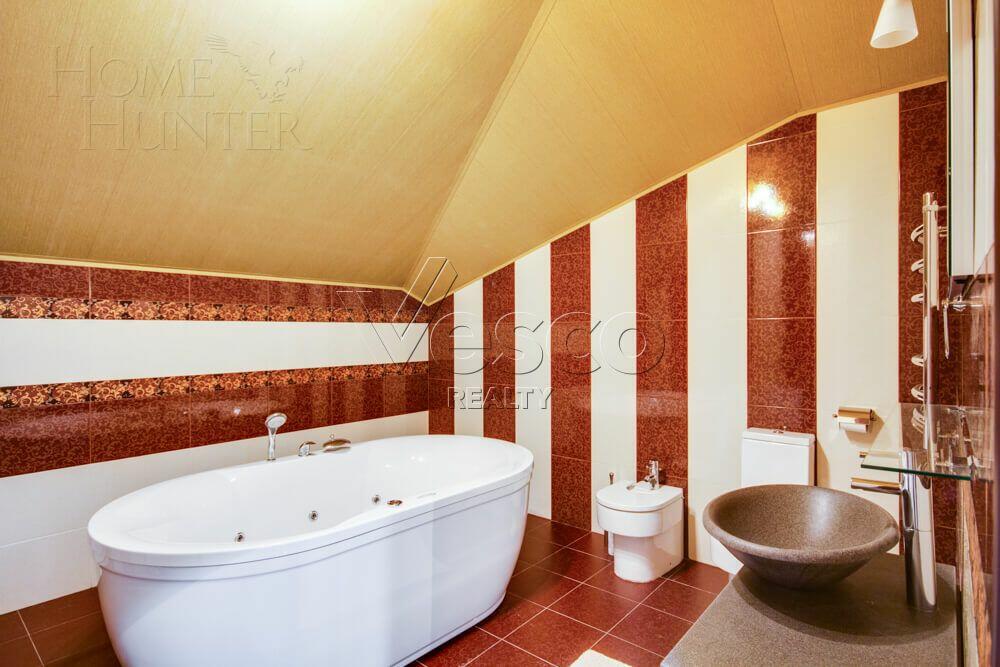 2-этажный коттедж 868 м² с отделкой