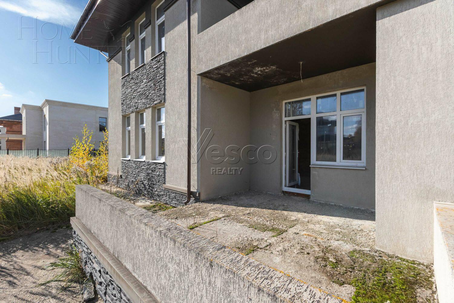 2-этажный коттедж 270 м² без отделки