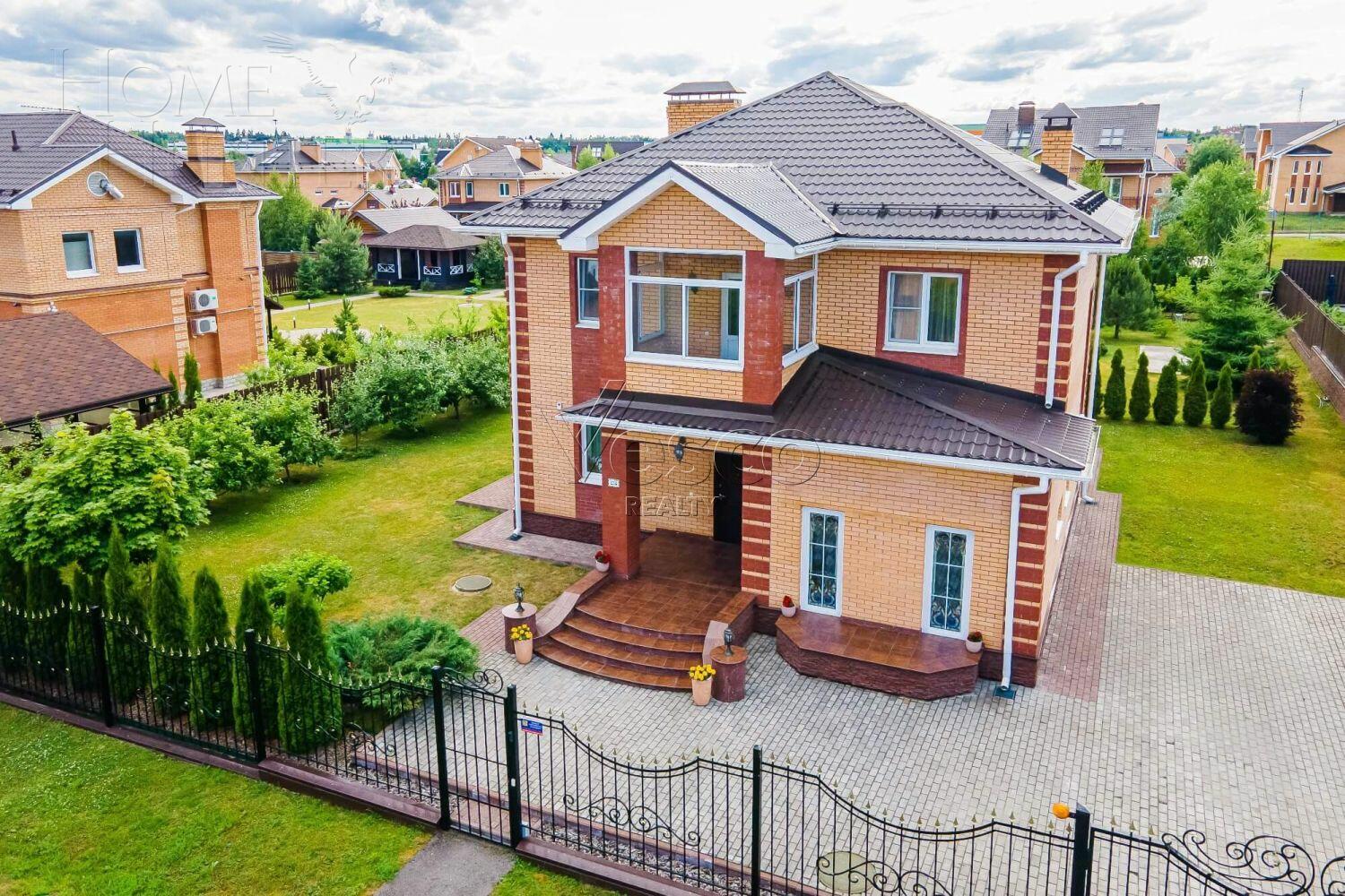 2-этажный коттедж 420 м² с отделкой