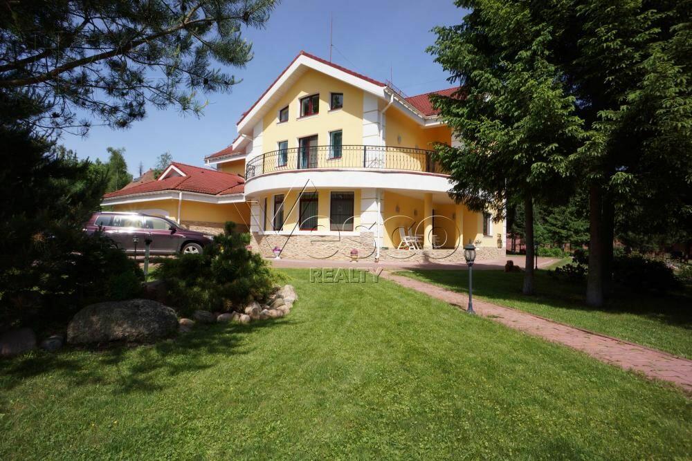 2-этажный коттедж 678 м² с отделкой