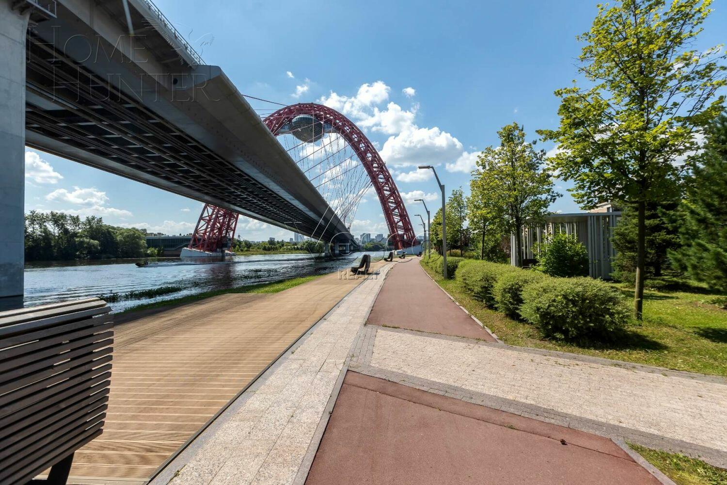 4-УРОВНЕВЫЙ ТАУНХАУС БЕЗ ОТДЕЛКИ 420 М² НА 1 ЭТАЖЕ