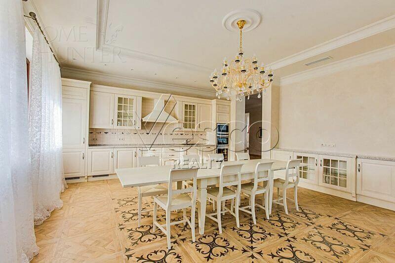 2-этажный коттедж 500 м² с отделкой