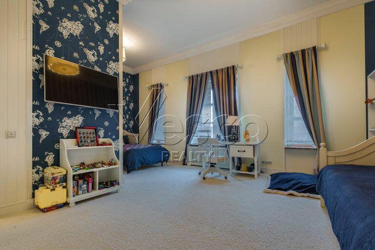 2-этажный коттедж 1 200 м² с отделкой