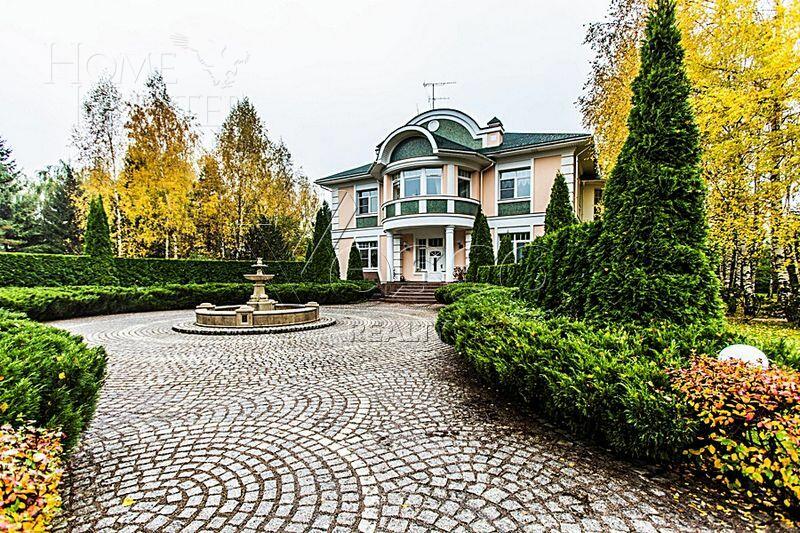 2-этажный коттедж 520 м² с отделкой