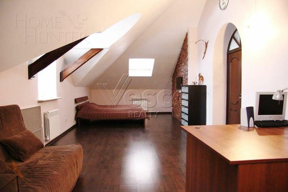 2-этажный коттедж 650 м² с отделкой