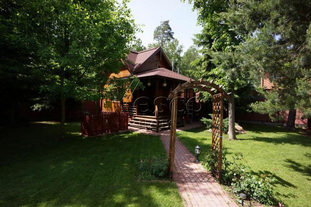 2-этажный коттедж 678 м² с отделкой