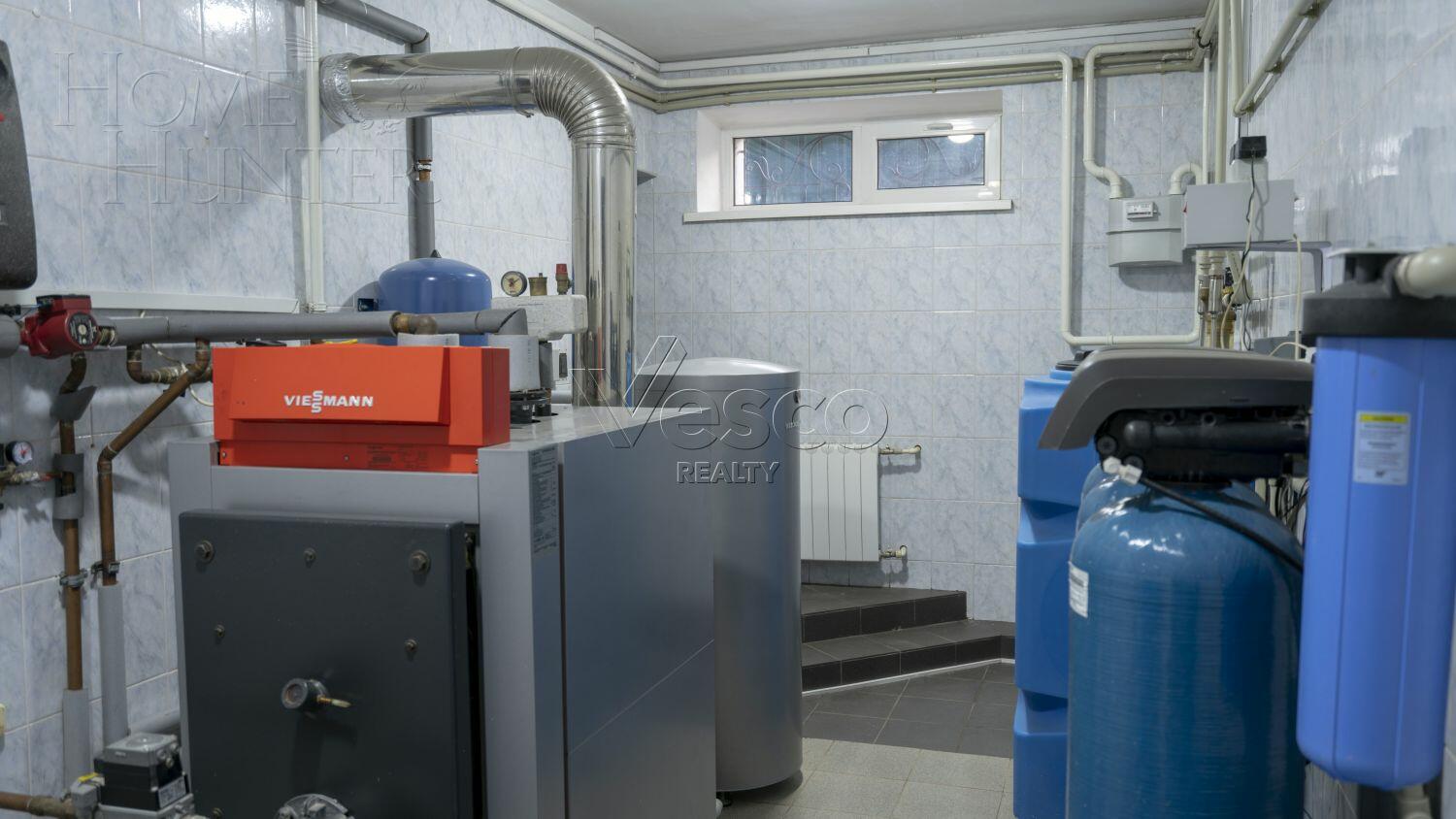 2-этажный коттедж 750 м² с отделкой