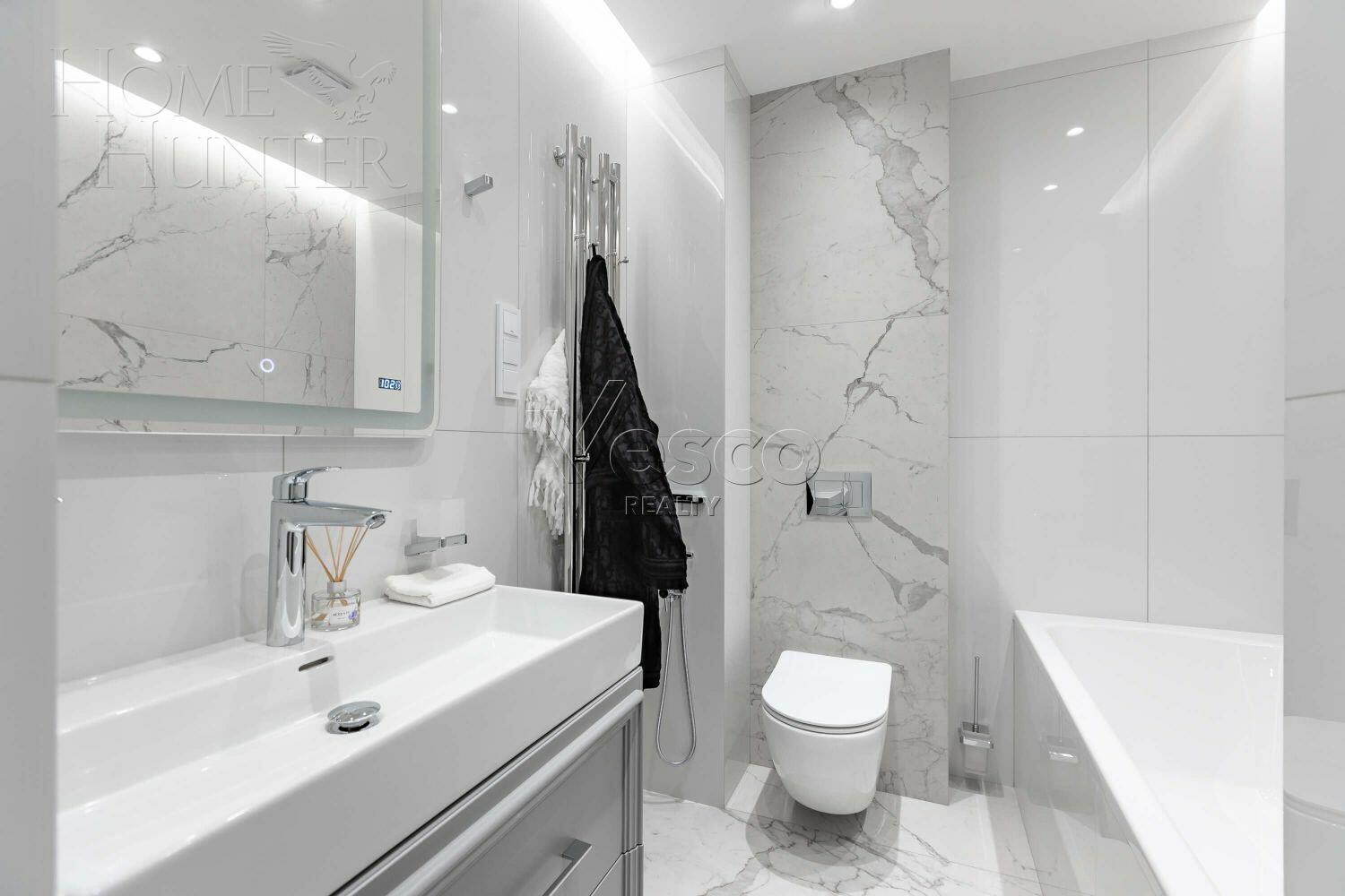 4-КОМН. КВАРТИРА С ОТДЕЛКОЙ 138 М² НА 4 ЭТАЖЕ