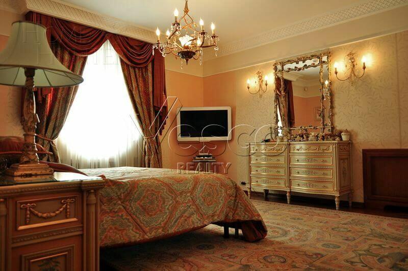 3-этажный коттедж 800 м² с отделкой