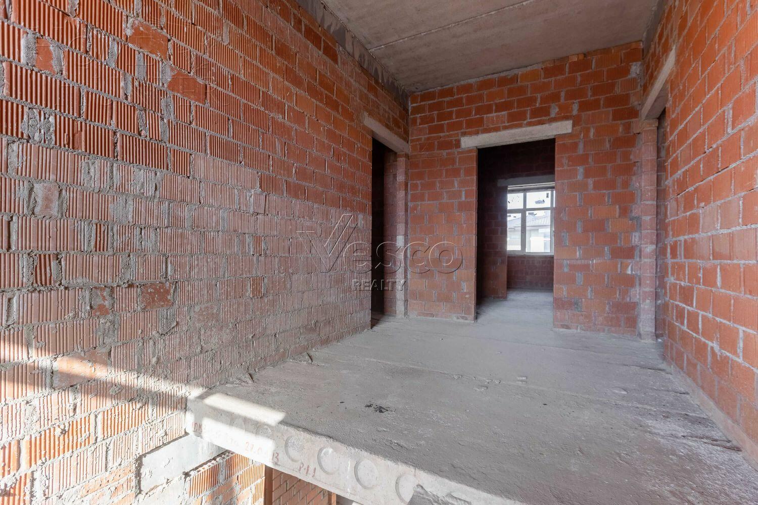 2-этажный коттедж 270 м² без отделки