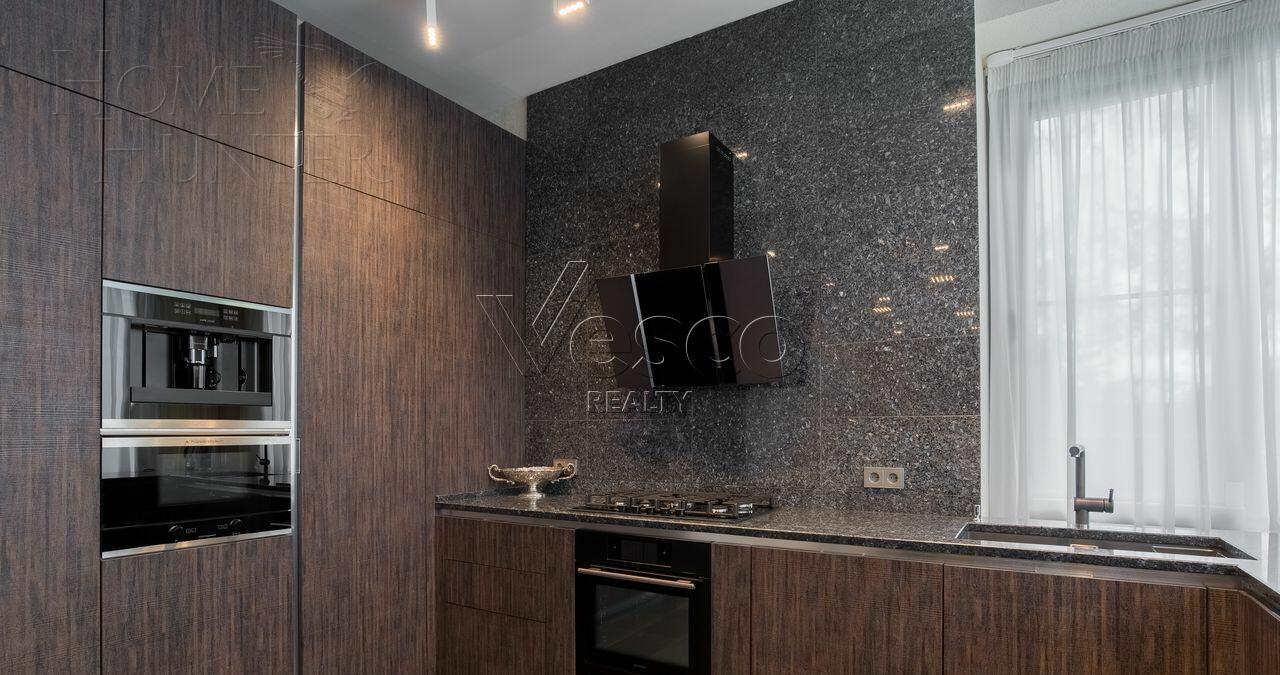 2-этажный коттедж 500 м² с отделкой