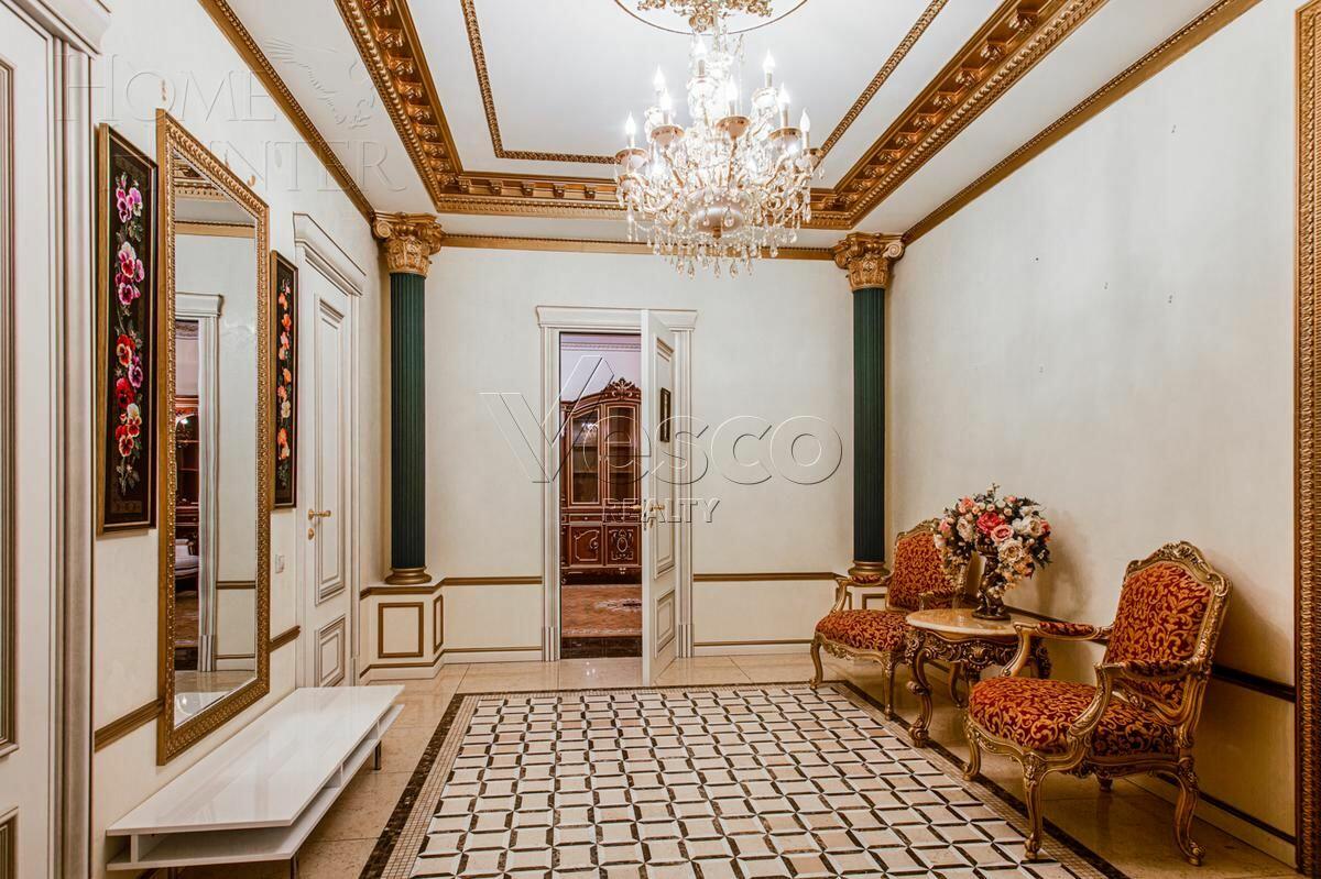 2-этажный коттедж 700 м² с отделкой