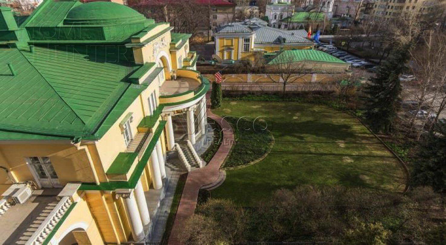 2-этажный коттедж 470 м² с отделкой