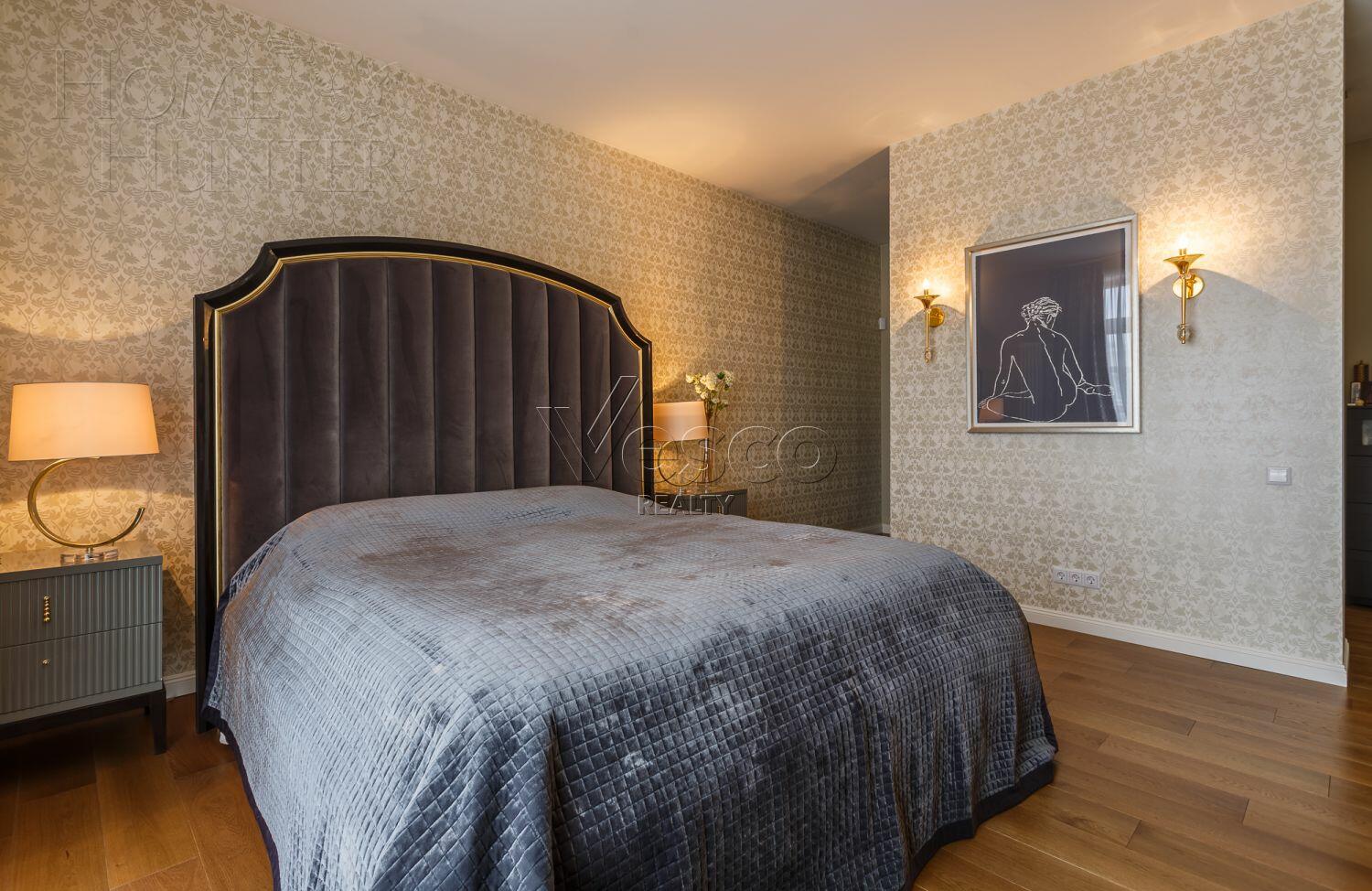 3-этажный таунхаус 360 м² с отделкой