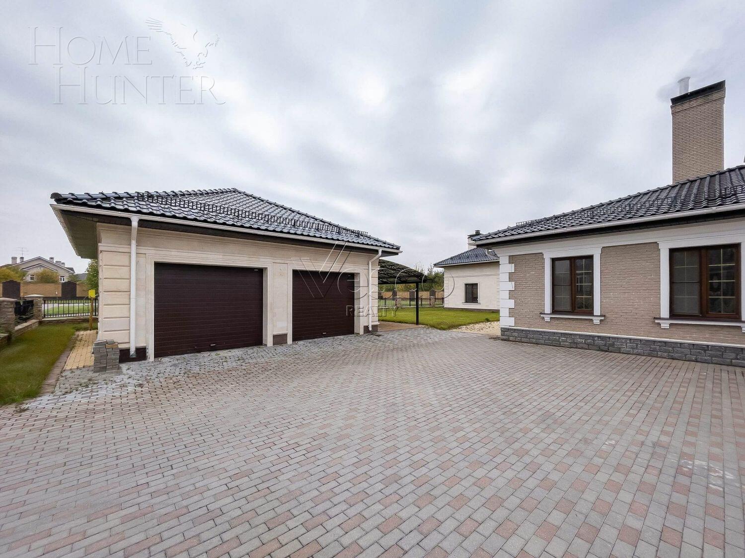 2-этажный коттедж 1 000 м² с отделкой